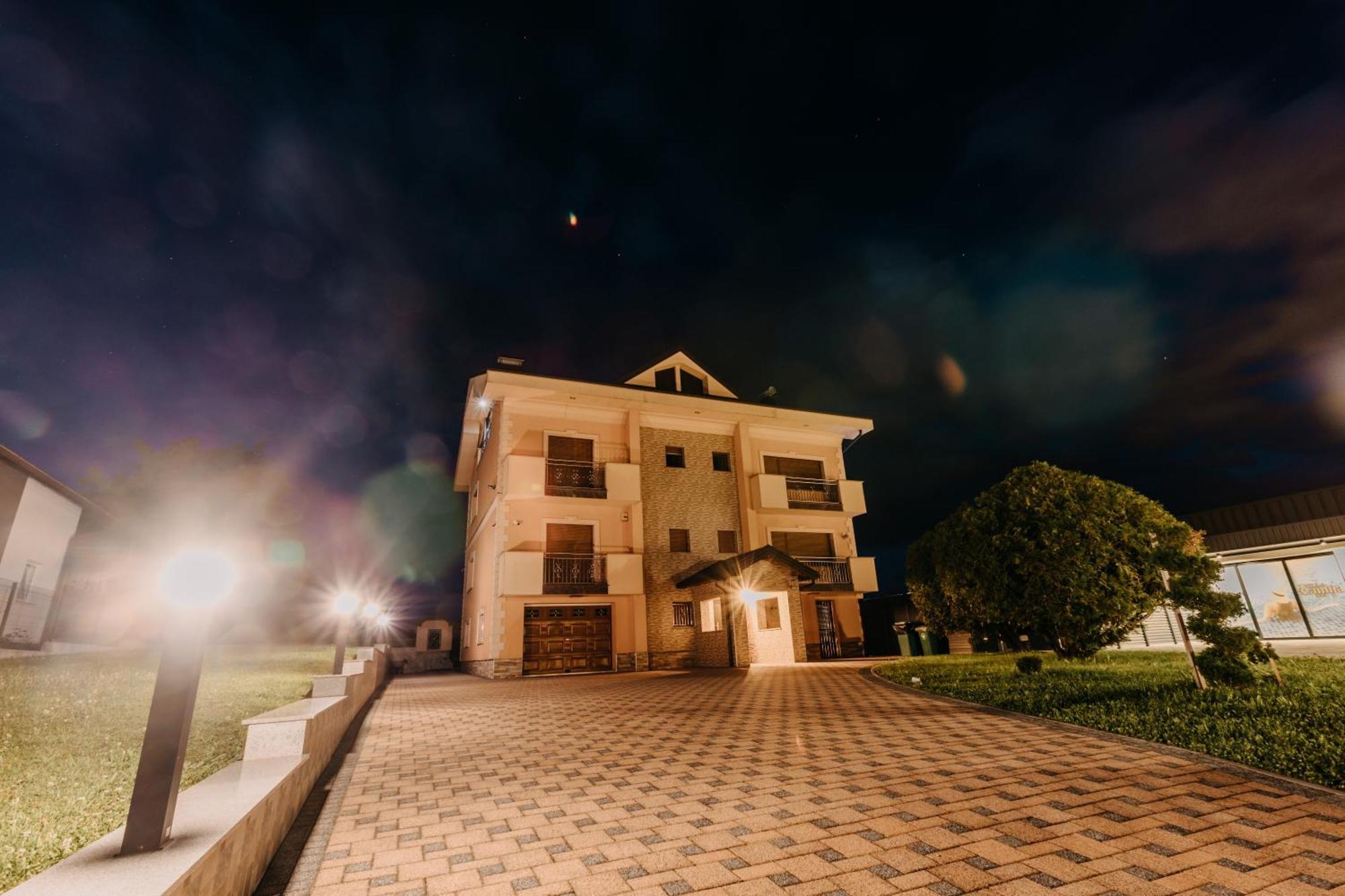 Villa Lamija Bihać エクステリア 写真