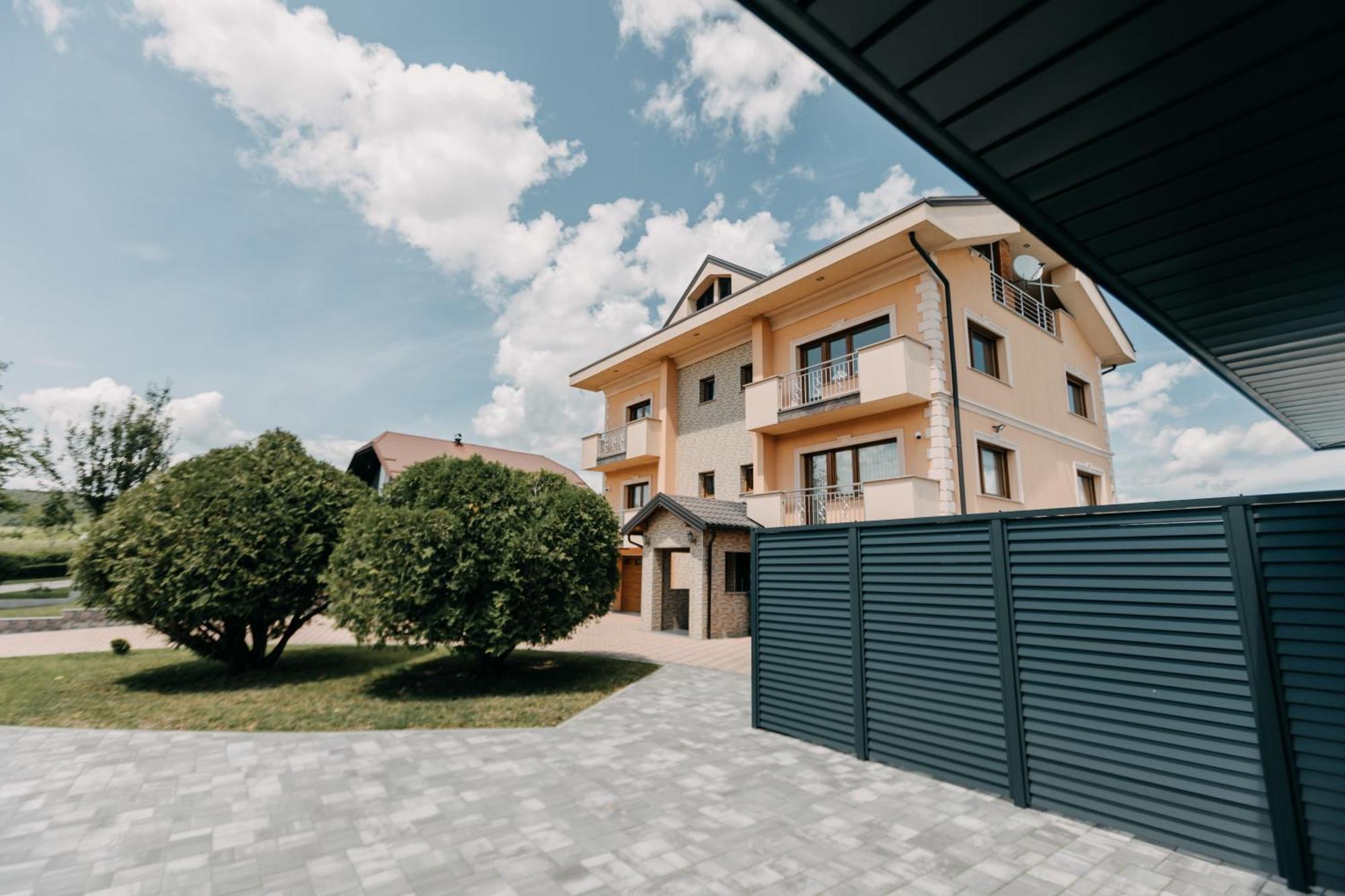 Villa Lamija Bihać エクステリア 写真